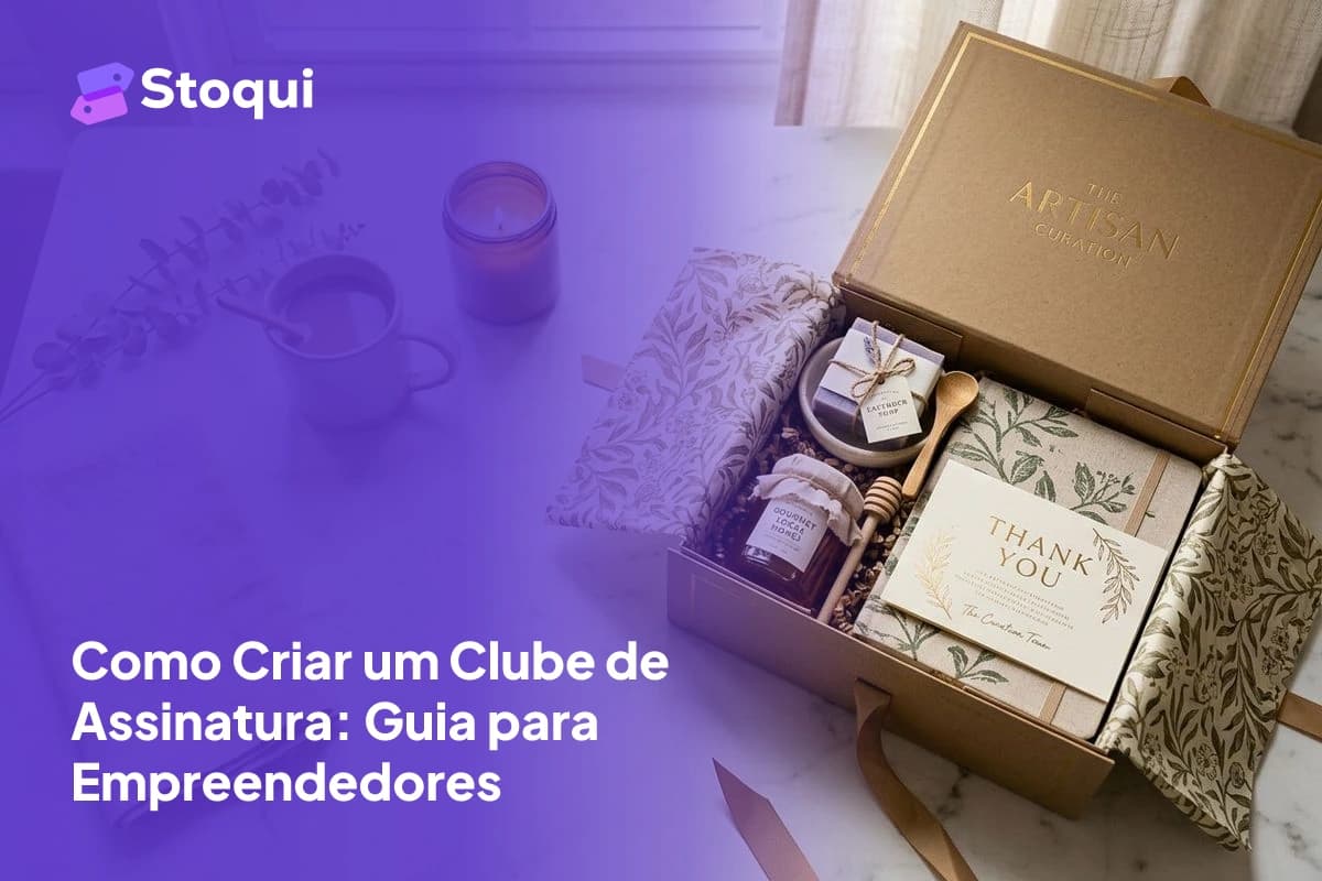 Caixa de assinatura aberta com produtos artesanais curados e cartão de agradecimento